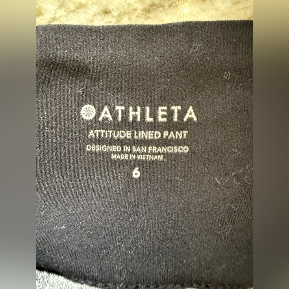 Athleta Women’s Black Attitude Lined Pants - Size 6 - Picture 5 of 8